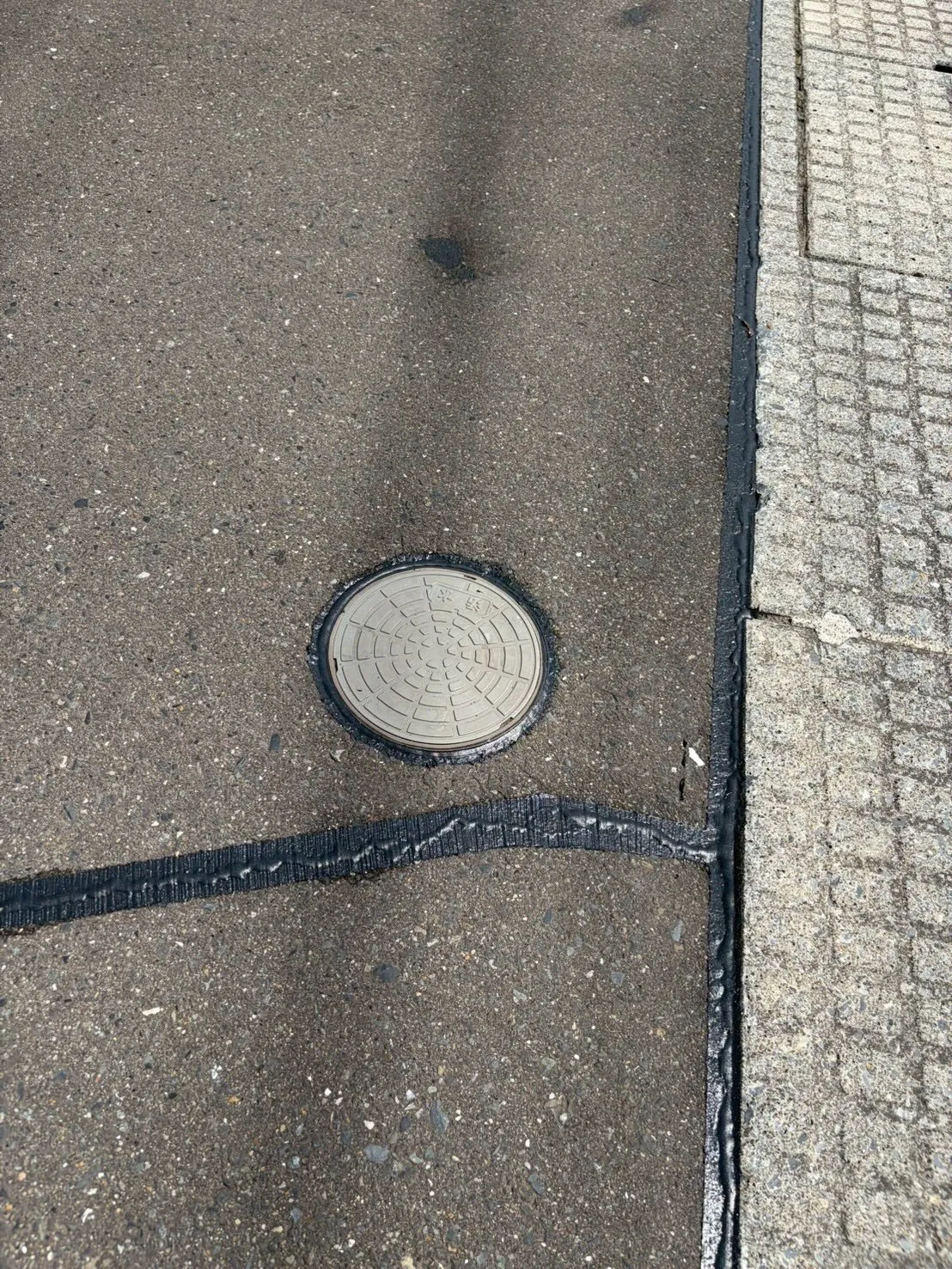 土間のクラック補修しました🤗